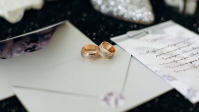 celebrity proximity — Will Compton’s Wedding Invitation Blues: A Cautionary Tale of Celebrit (featured)