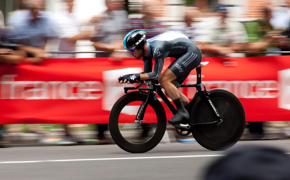 Mads Pedersen, Tour de France, cycling — Mads Pedersen Makes Cycling History in Searing Heat of Tour de France (featured)