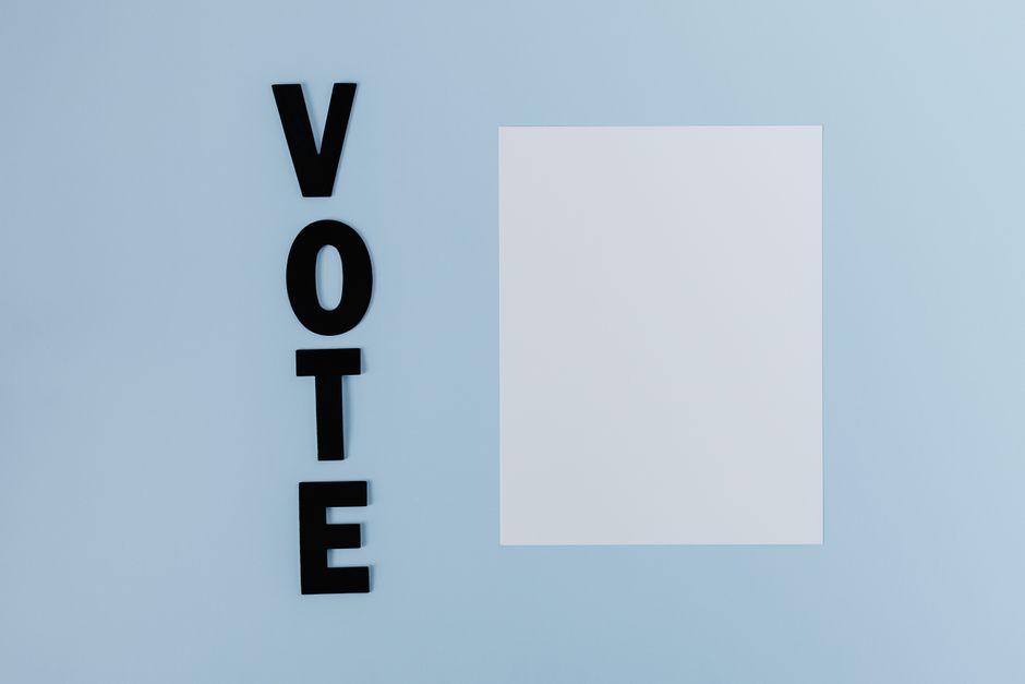 campaign posters — A Campaign Poster that Promises Little (featured)