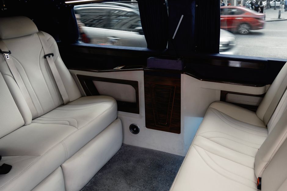 Luxury Cars — DuPont Registry's Public Offering: A Luxury Car Conundrum (featured)