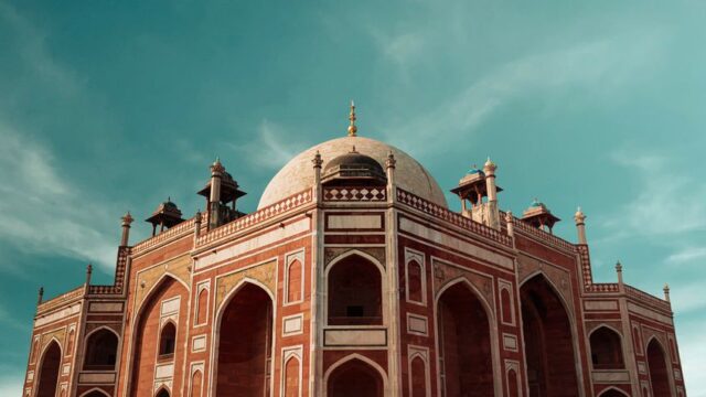 Mughal India — Forgotten news reports from 1600s reveal complex life in Mughal India (featured)