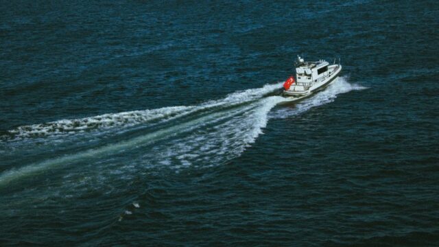 On — On the Strait of Hormuz, BBC finds seized ships and shark fishermen as (featured)