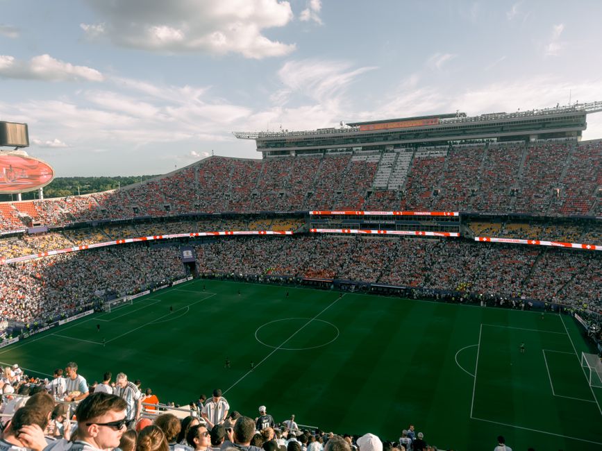 football — Football Beyond Form Guides: The Unpredictable World of Winning Hearts (featured)