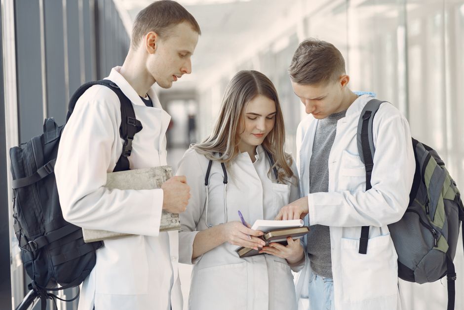 Charles R. Drew University — A High-Stakes Bet: Charles R. Drew University's New Medical Education (featured)