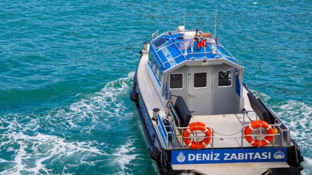 Middle East — On the Strait of Hormuz, Diplomacy and Security Hang By a Thread (featured)