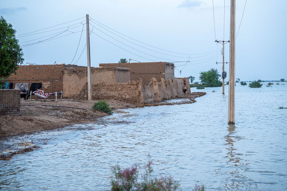 climate crisis — Pakistan's Unrelenting Monsoon Nightmare (featured)