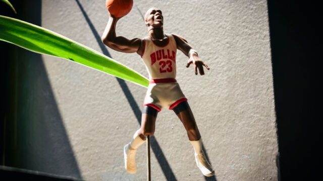 Stephen Curry — Stephen Curry Exhibit: A Pivotal Moment in NBA History or a Pre-ordain (featured)