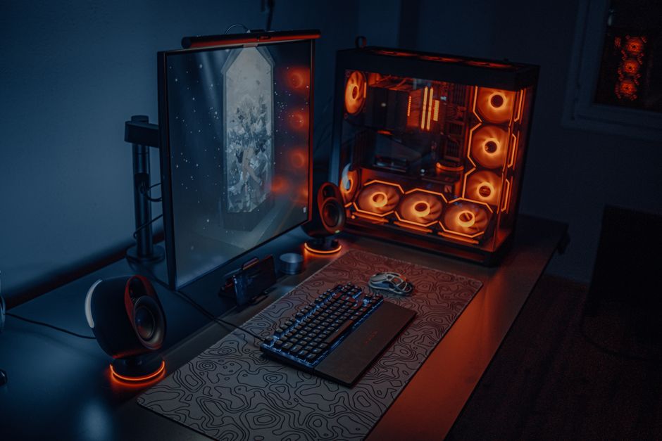 Markets (business-economy) — Corsair's Stylish PC Case Cuts Price (featured)