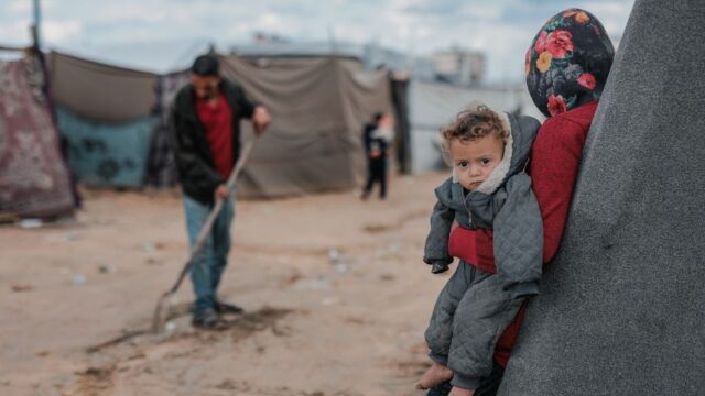 Gaza — Gaza’s Children Learn to Swim in Pools Made of Rubble (featured)