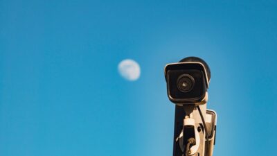public space, wearable tech — Public Space, Private Nightmare: The Dark Side of Wearable Tech (featured)