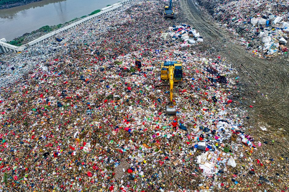 solar panel recycling — Comstock Metals Stepping Up on Solar Panel Recycling. (photo)