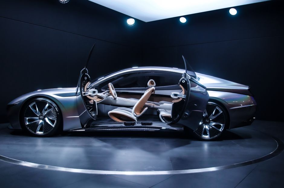 Luxury — Lamborghini's Virtual Showroom Sets New Benchmark for Luxury (inline 1)