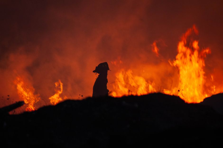 Utah wildfire — Critical wildfire rages across southern Utah (photo)