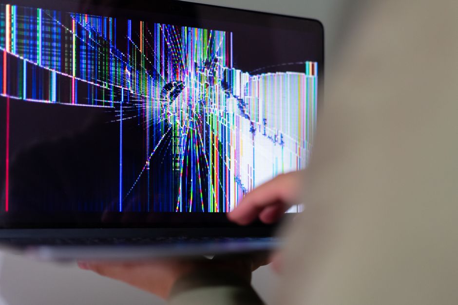 Right to Repair — Repairing Reality (photo)