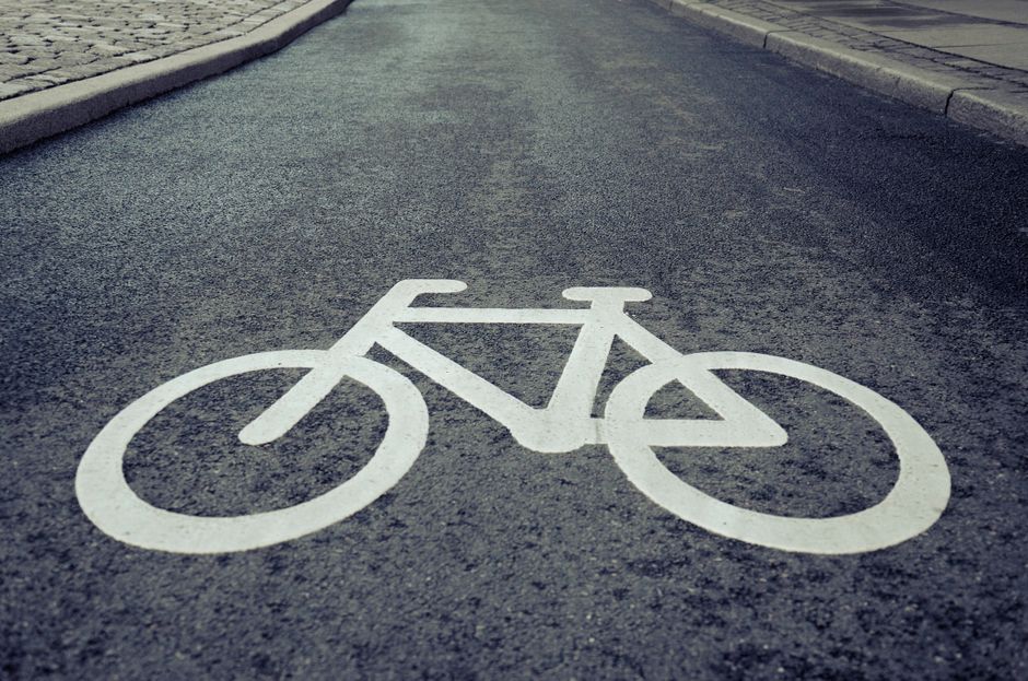 bike lanes — Minister Dreeshen's mixed message on bike lane policy: listening, but (photo)