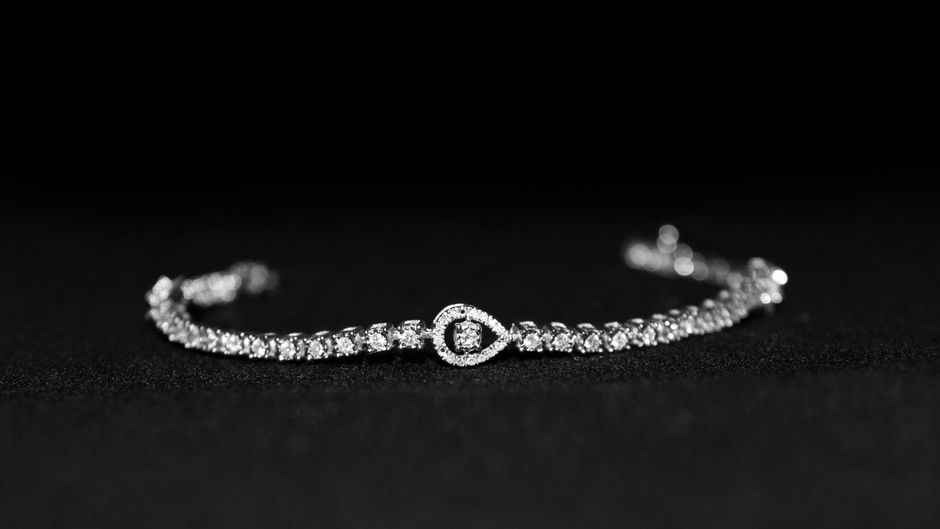 Luxury branding — Fred's $1.5 billion diamond gamble: a bold statement of brand power (photo)
