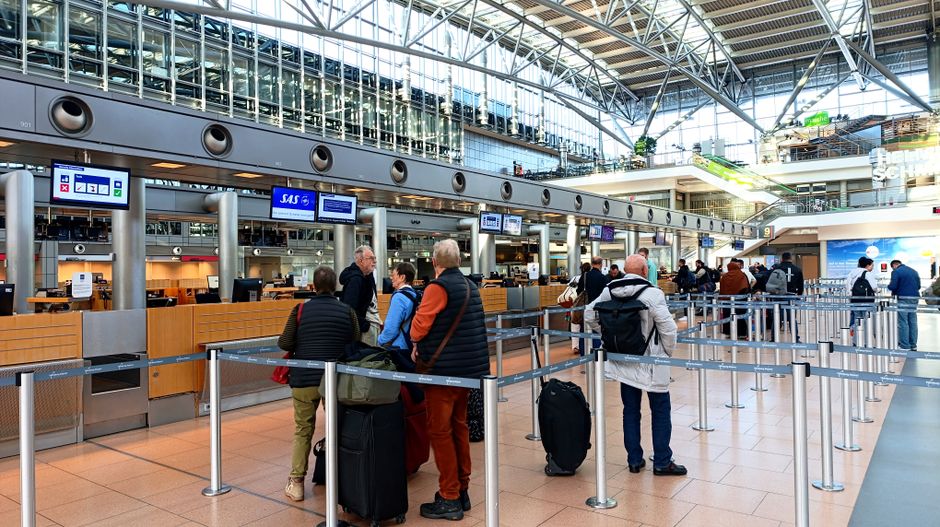 Ryanair — Ryanair Sounds Alarm Over EU Border System (inline 1)