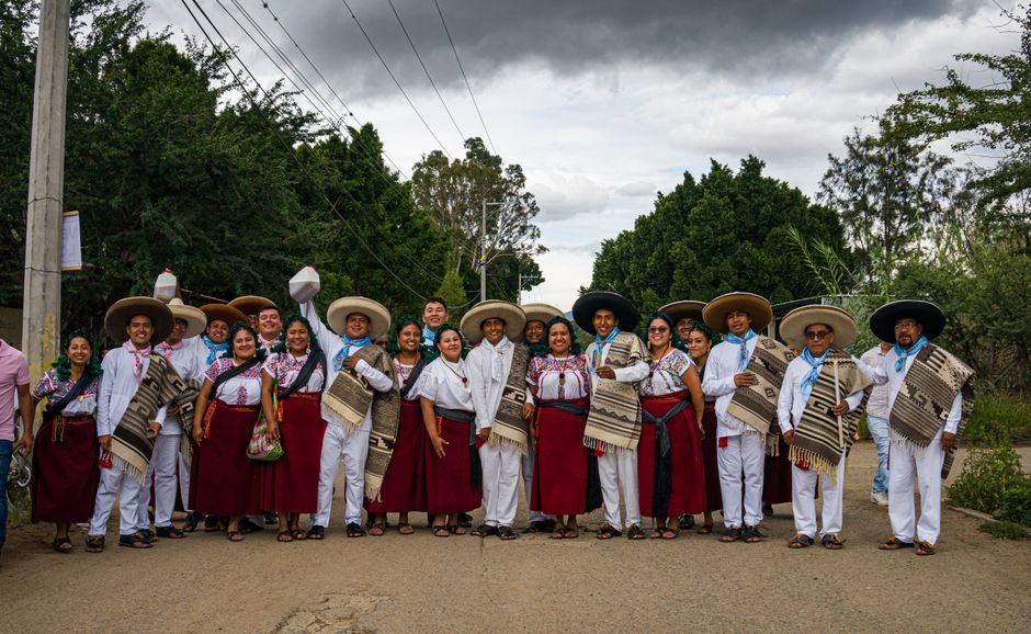 Mexico — Review: On the Record interview with Columna Armada's 'El Profe' raise (inline 2)
