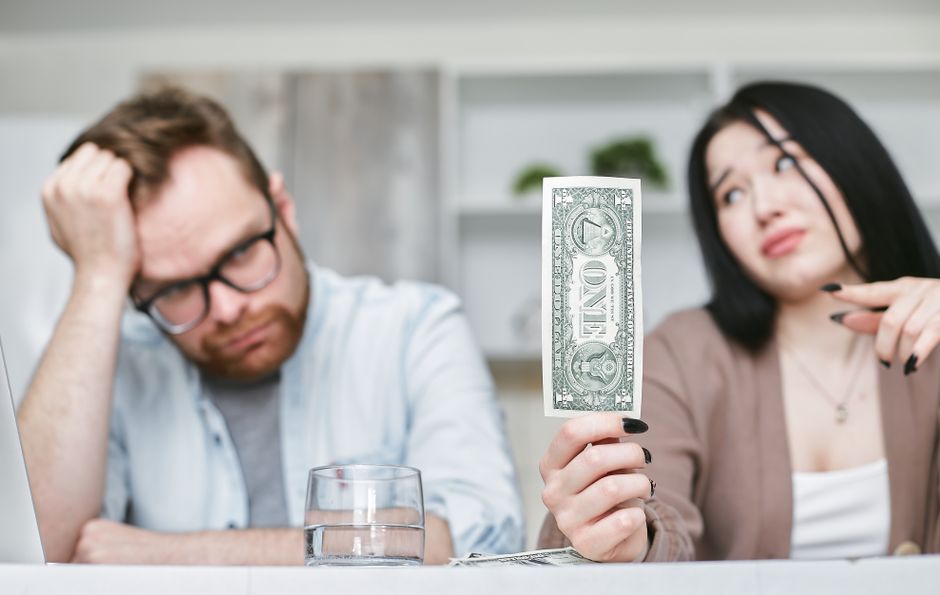 wedding economics — No Gifts, Just Cash: The Shifting Economics of Weddings (photo)