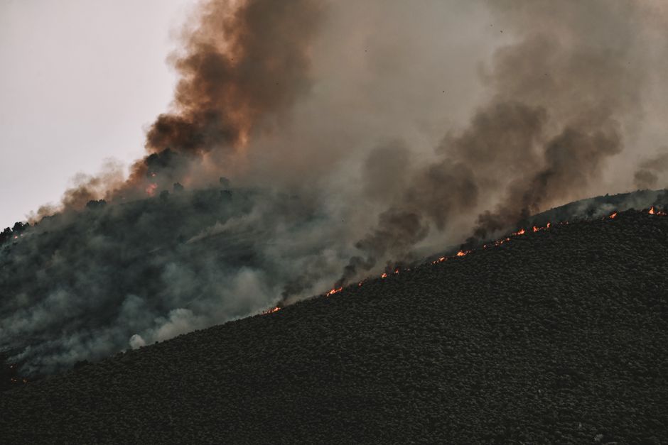 climate change — Utah wildfire rages despite firefighters' efforts (photo)