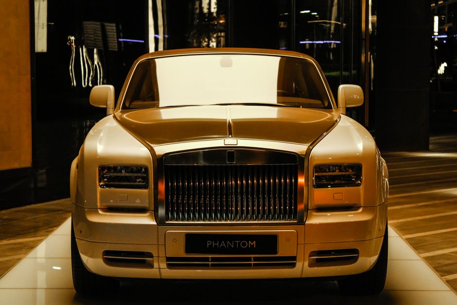 Luxury Car — Luxury Car Firm's IPO Move Signals Confidence in Discretionary Spendin (photo)