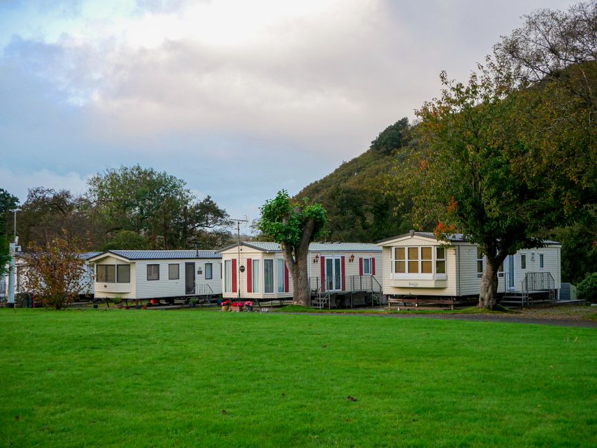caravan crisis — Labour's caravan conundrum in the UK (photo)
