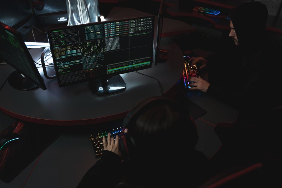 cybercrime — The blurred lines of cybercrime: Do teen hackers deserve blame or a se (inline 2)