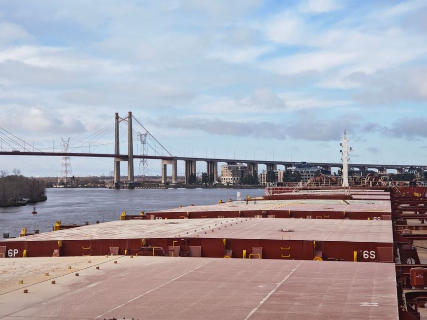Canada trade — Port of Vancouver's Bold Plan to Expand Trade Ambitions (photo)