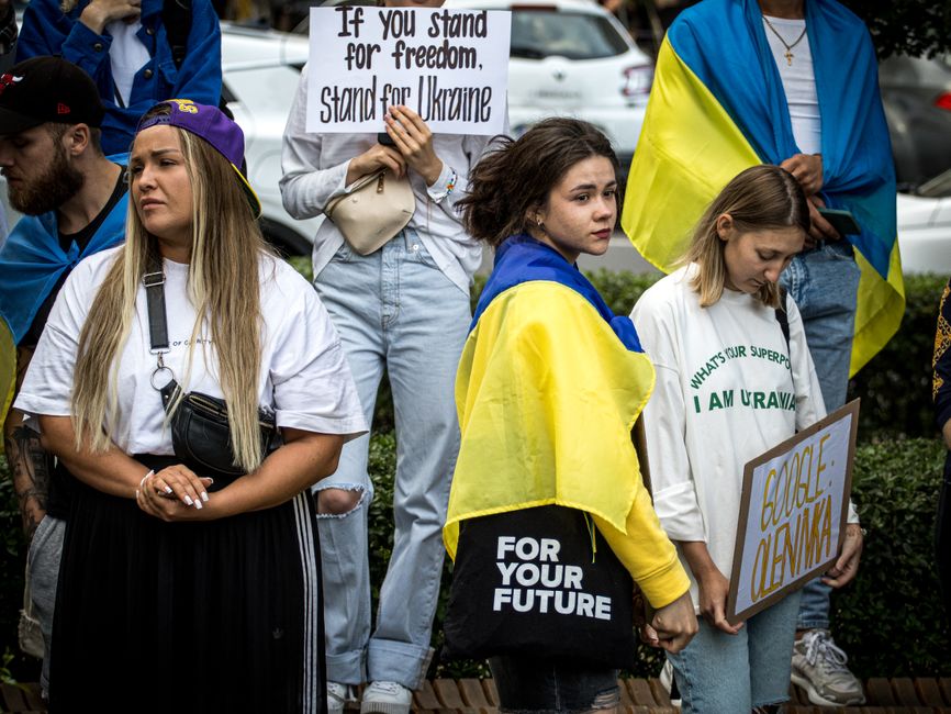 Ukraine aid — Laura Loomer's Ukraine Reversal: A Study in the Power of Direct Experi (photo)