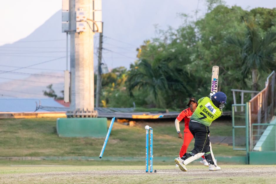 Hope — Hope carries West Indies to 303-7 at lunch against Pakistan in first t (inline 2)