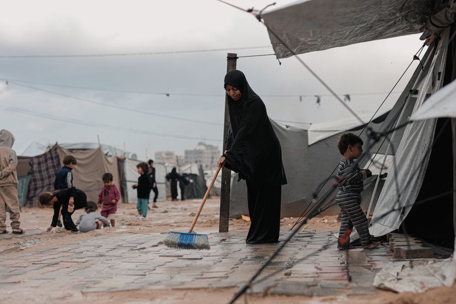 Gaza — Gaza’s Children Learn to Swim in Pools Made of Rubble (inline 2)