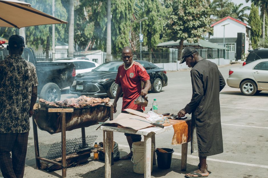 Lagos micro-businesses — Lagos' Micro-Businesses Strangled by Official Silence (photo)