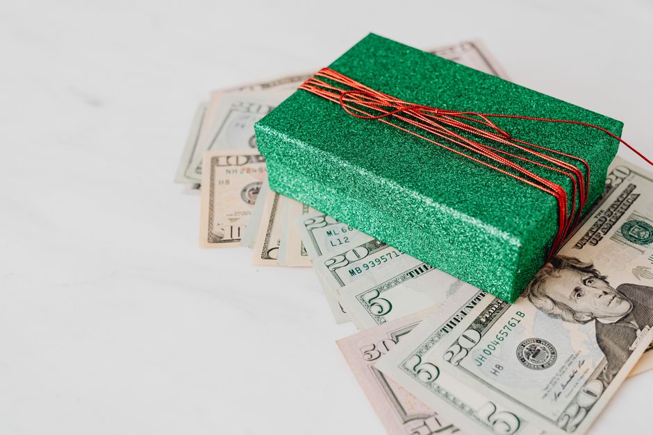 wedding economics — No Gifts, Just Cash: The Shifting Economics of Weddings (photo)