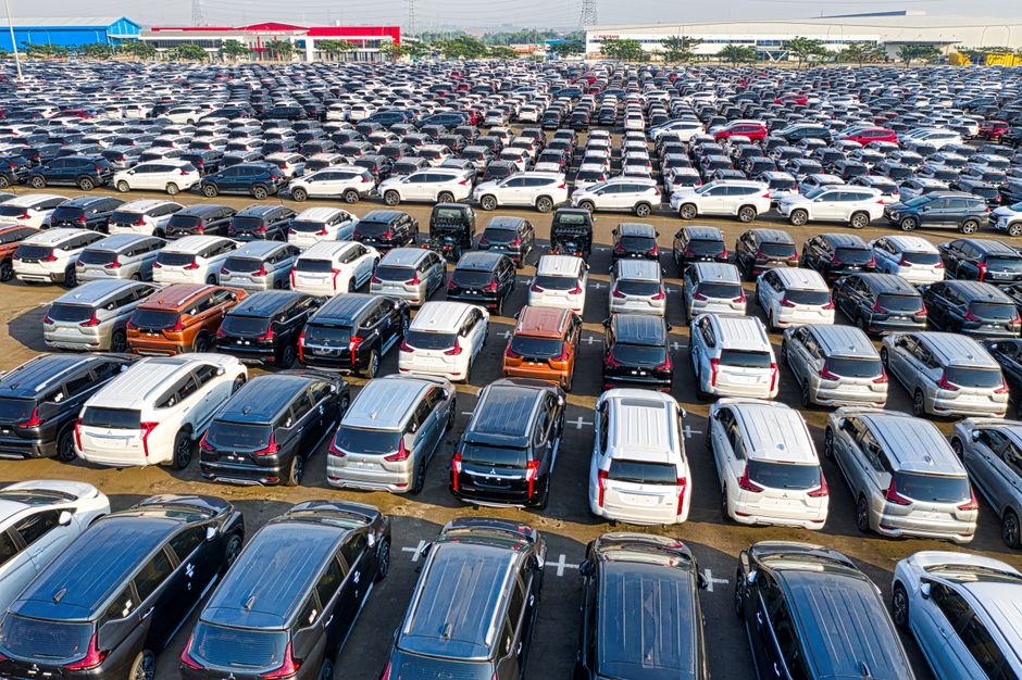 Europe car industry — Europe's Car Industry Faces Existential Crisis (photo)
