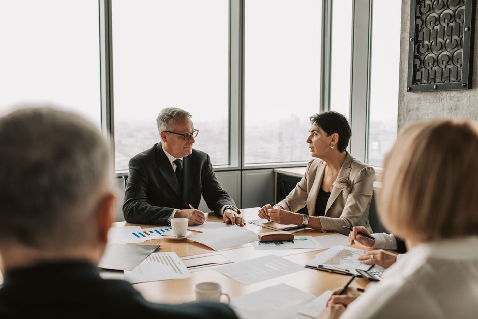 corporate governance — Enerflex's Quiet Hum: Unpacking the Quiet Resignation of Director Fern (photo)