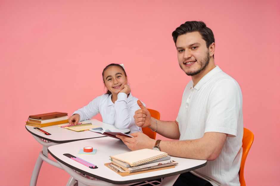 classroom AI — The Classroom AI Conundrum: Efficiency vs. Human Connection (photo)