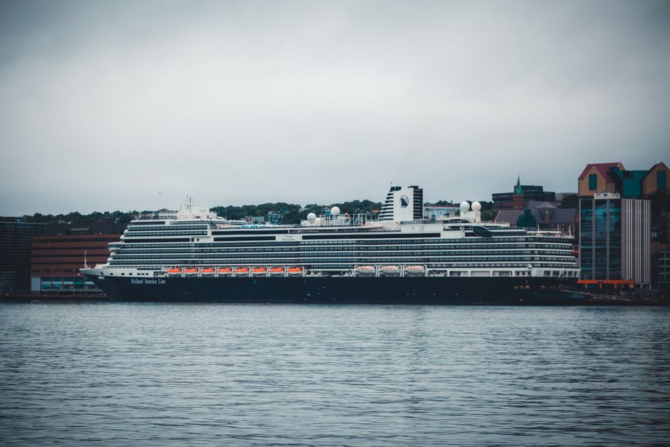 Luxury Cruising — Holland America's $0.5 Billion Gamble on Luxury Cruising's Future (photo)
