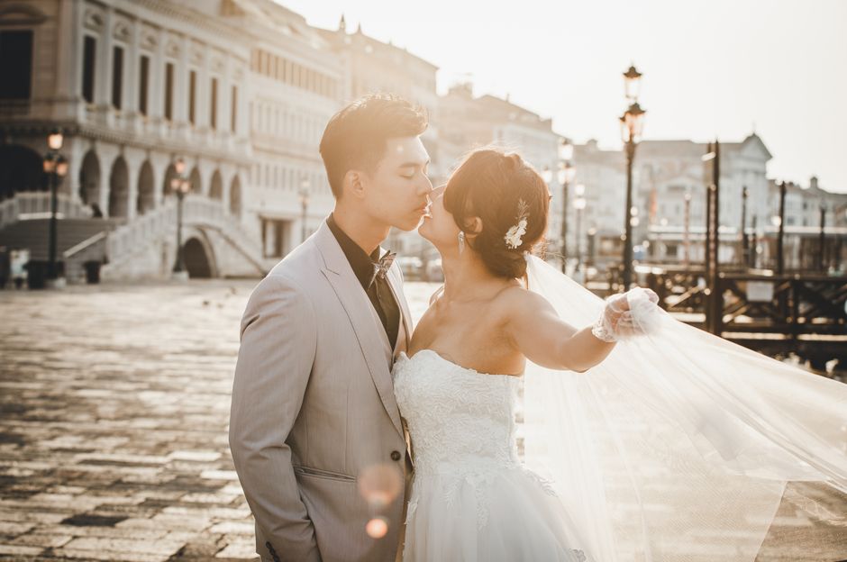 New Football — Football's Global Gossip Arena: From Pitch to Romance (photo)