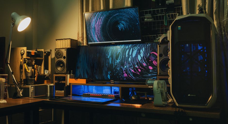 Markets (business-economy) — Corsair's Stylish PC Case Cuts Price (photo)