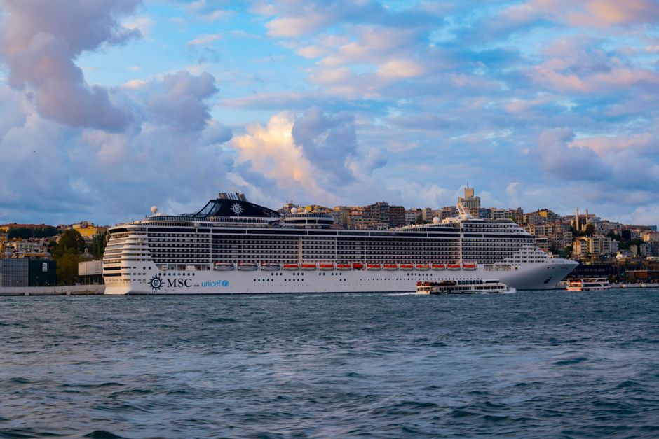 Turkish cruise ban — Patti Lupone's Cruise Catastrophe: The Celebrity Protest That Overshad (photo)