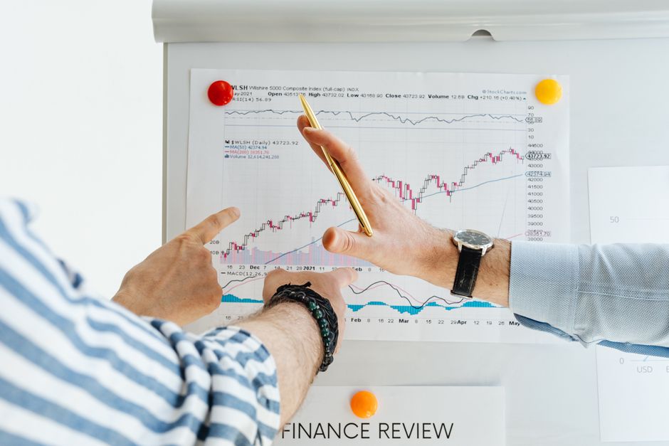 Thomson Reuters earnings call — A Victory Lap with Unanswered Questions: Reviewing Thomson Reuters' Ea (featured)