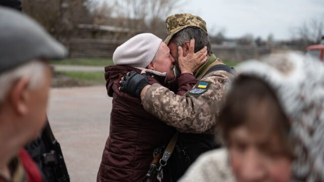 Ukraine, Russia, conflict — Ukrainian Civilians Pay the Price in Endless Conflict with Russia (featured)