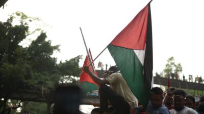 Gaza — Israel considers partial Gaza withdrawal, multinational force deployme (featured)
