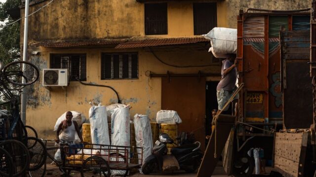 quick commerce — India's Quick Commerce Gold Rush: Speed at What Cost? (featured)