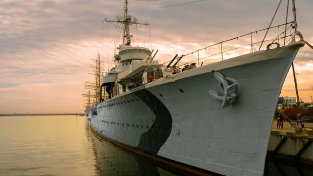 mental health — Mental Health Crisis Brewing Aboard US Navy Ship (featured)