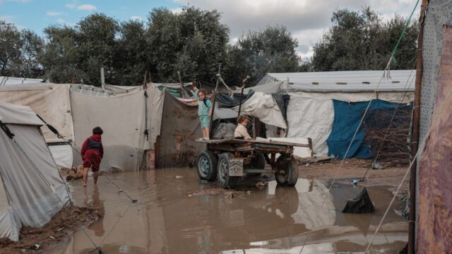"West Bank occupation" — Israeli settlers besieging Palestinian families in West Bank village (featured)