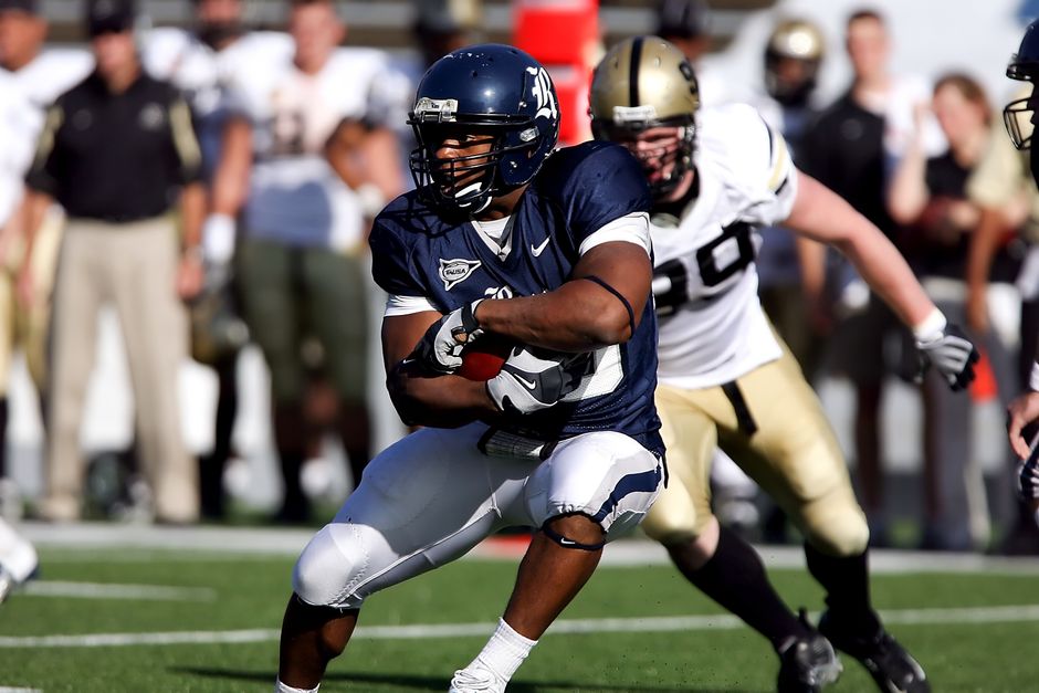 Fantasy Football — The Fantasizing: Why We're Already Obsessing Over 2026 Fantasy Footbal (featured)