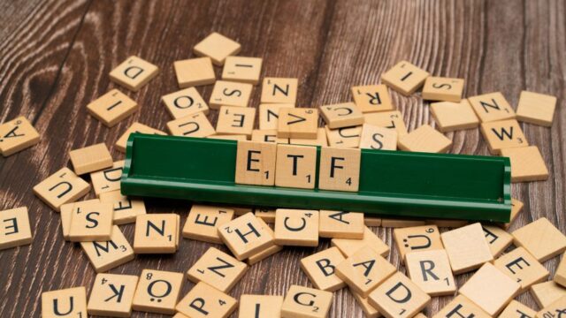 markets — El-Hillow's Insights on Funds in Crisis: A Luxury for the Few (featured)