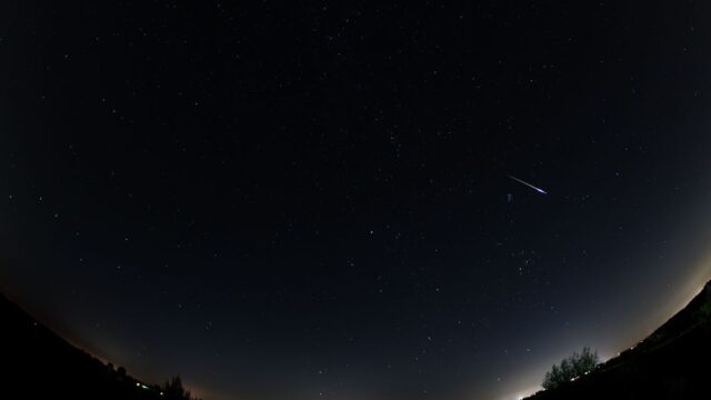 August — Perseids: Why August's Meteor Shower Still Matters More (featured)