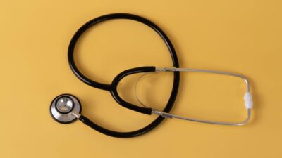 Most Canadians — Alberta's Health Reform Faces Public Rejection (featured)